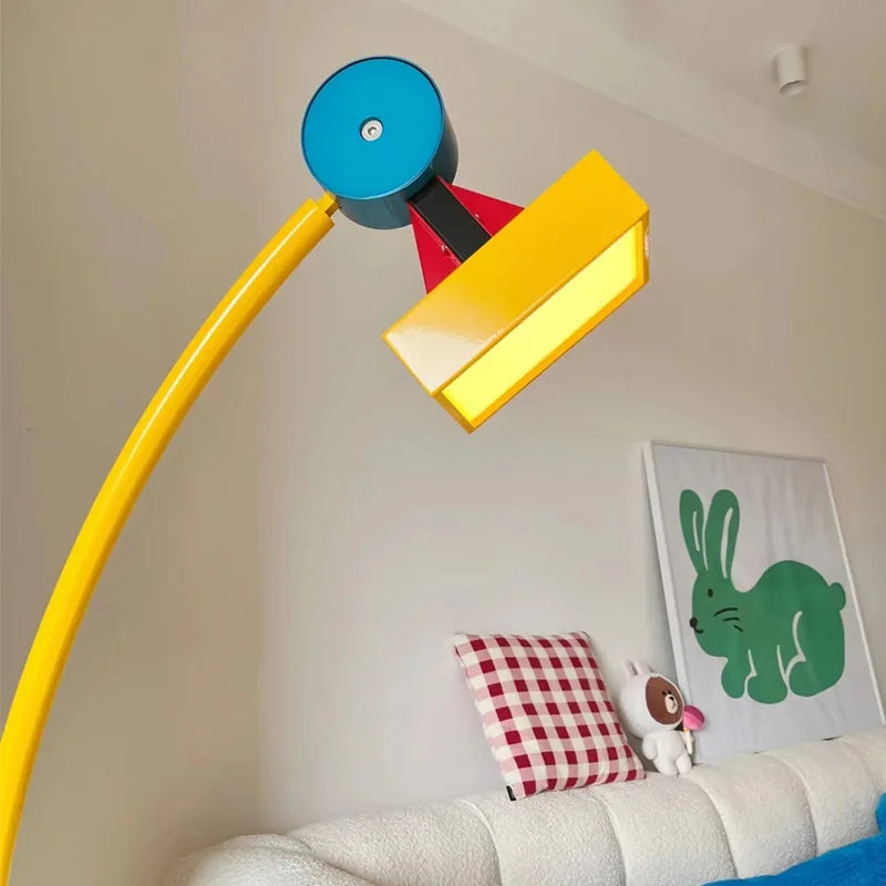 Decorbites™ Kinder-Baumhaus-LED-Stehlampe: Bunte nordische Gestaltung für das Kinderzimmer
