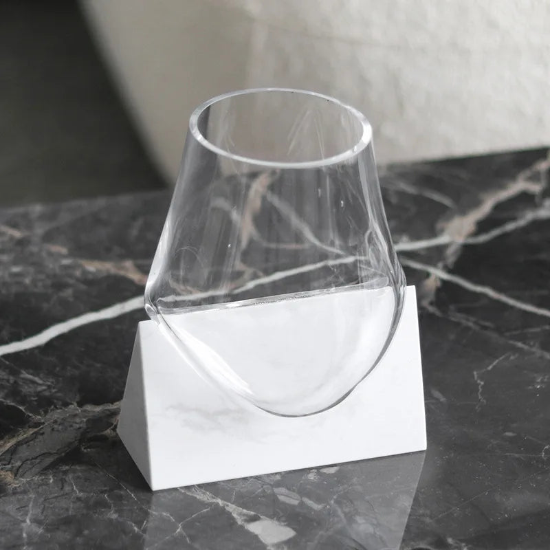 Decorbites™ Abstrakte Glasvase mit Marmorsockel zur Haushaltsdekoration