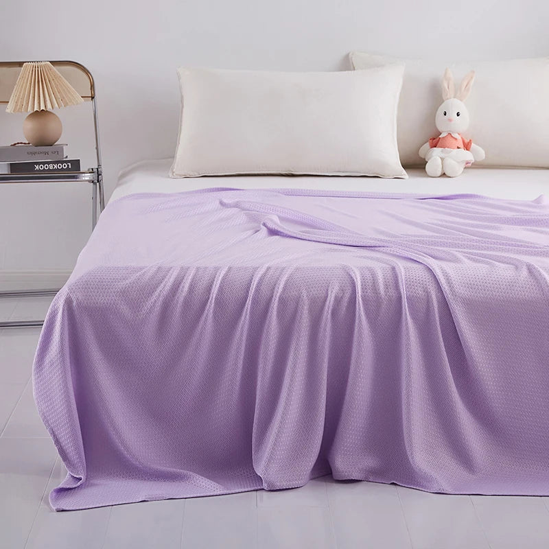 DecorBites™ Bamboo Fiber Summer Quilt - Lightweight & Breathable Diamond Grid Blanket