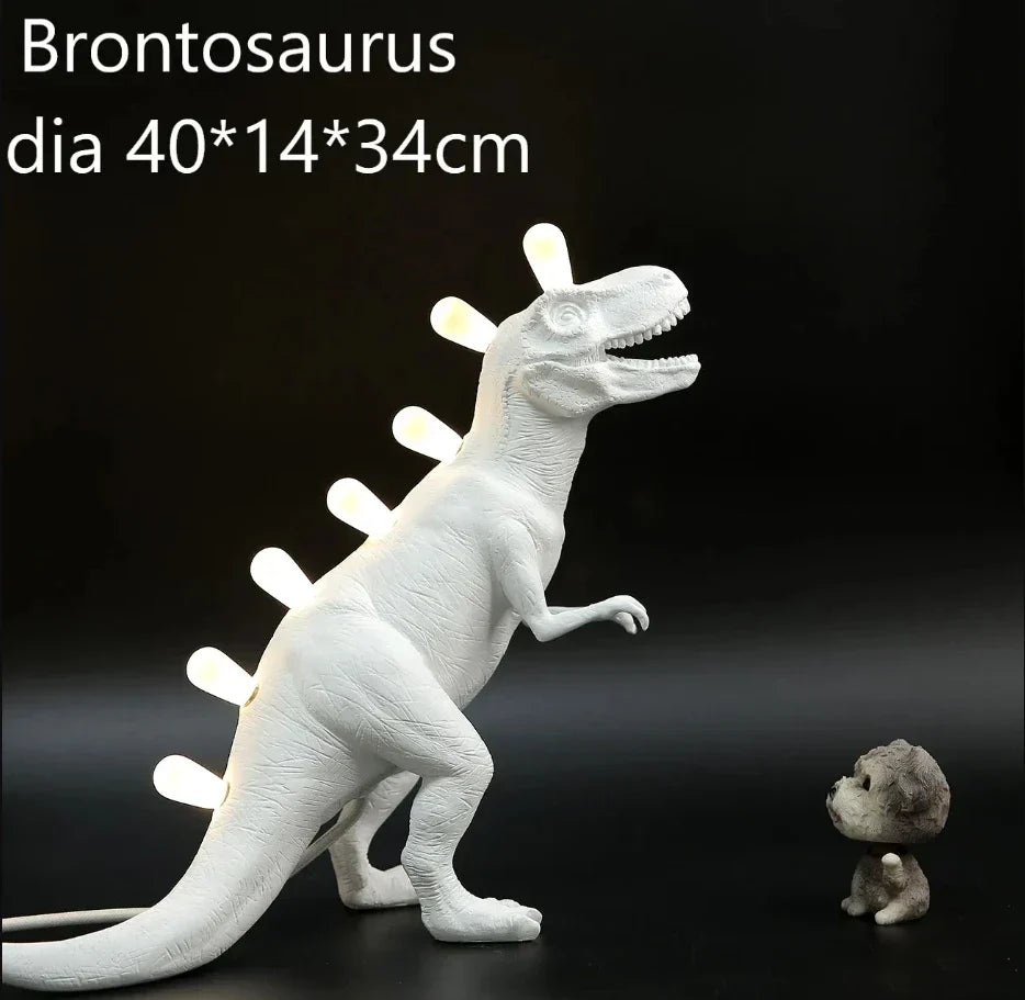 Decorbites™ Dino-LED-Schreibtischlampen – Jurassic-Schlafzimmer-Bronto T-Rex Harz-Dinosaurier-Heimdekoration-Beleuchtung