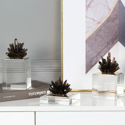 Decorbites™ Kristallblumen-Marmor-Basen-Skulptur: Modernes Kunstwerk für die Wohnzimmer-Dekoration