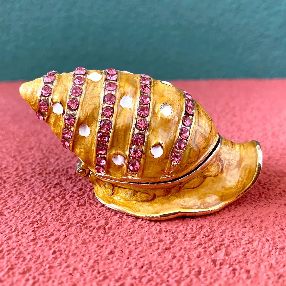 Decorbites™ Jeweled Conch Schmuckschatulle: Emaille-Muschel-Schmuckhalter & Wohnaccessoire
