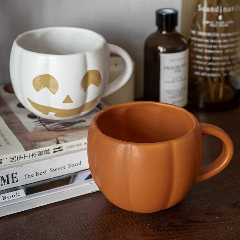 Decorbites™ Halloween-Kürbis-Keramikbecher mit retro Emaille-Griff für Kaffee, Milch und Tee