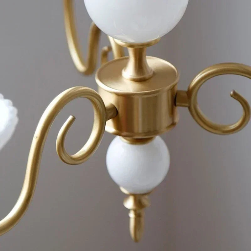 Decorbites™ Sahneweiße LED-Kronleuchter, Retro-Kupfer-Hängeleuchte für die Einrichtung des Hauses