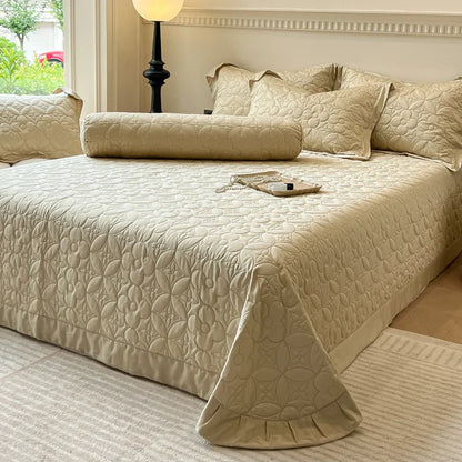 DecorBites™ Eucalyptus Fiber Bedspread for a Cooling, Silky Bed Experience