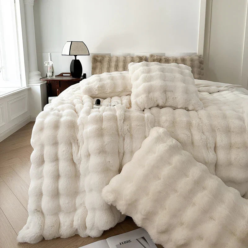 Decorbites™ Deluxe Kunstkaninchenfell-Bettwäsche-Set: Weiches Samt, Plüschige Wärme für den Winter