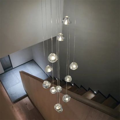 Decorbites™ Kristall-Wassertropfen-Kronleuchter: Moderne LED-Treppen-Hängeleuchte – Luxuriöse Kugel-Hängelampe