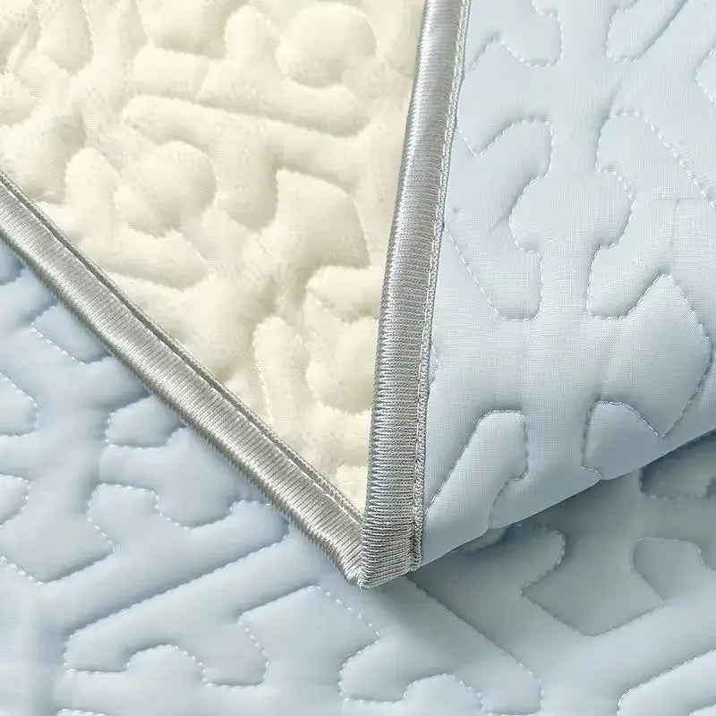 Latex Cooling Bed Mat Set