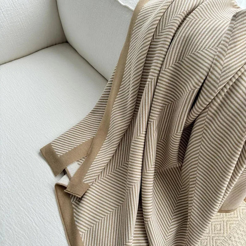 DecorBites™ Cozy Striped Blanket: Multi-Functional for Travel, Office, Car, Sofa & Airplane