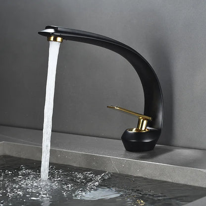 Decorbites™ Gold Schwarz Badezimmerarmatur Messing Waschbeckenmischer Hahn Einhebel Heiß Kalt Gebürstet Gold