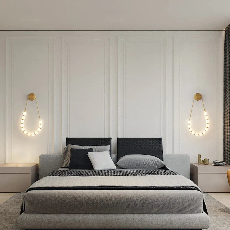 Bronze Necklace Wall Lamp