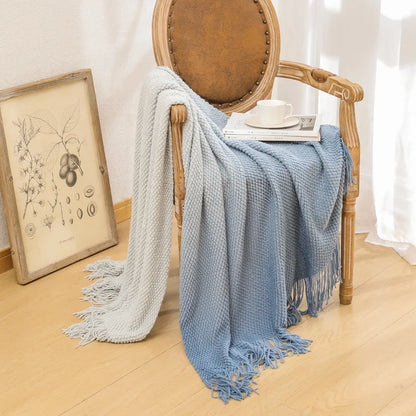 DecorBites™ Gradient Pineapple Grid Knit Blanket - All-Season Comfort for Adults & Kids