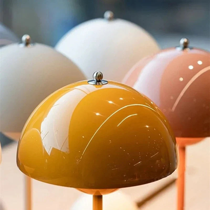 Decorbites™ Eisen-Pilzförmige Macaron-Tischlampe - Moderne Minimalistische LED-Heimdekoration