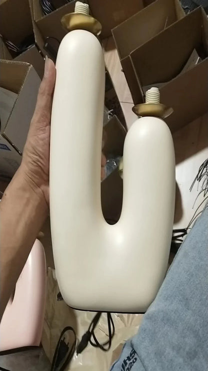 Decorbites™ Glas-Tischleuchte: Postmoderne Harz-Nachttischlampe für Wohnzimmer- und Schlafzimmer-Dekoration