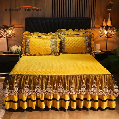 Decorbites™ Kristall-Samt-Bettüberwurf-Set mit super weicher Steppung & Spitzen-Bettrock