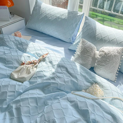 DecorBites™ Diamond Jacquard Duvet Cover, Skin-Friendly & Breathable for All Seasons