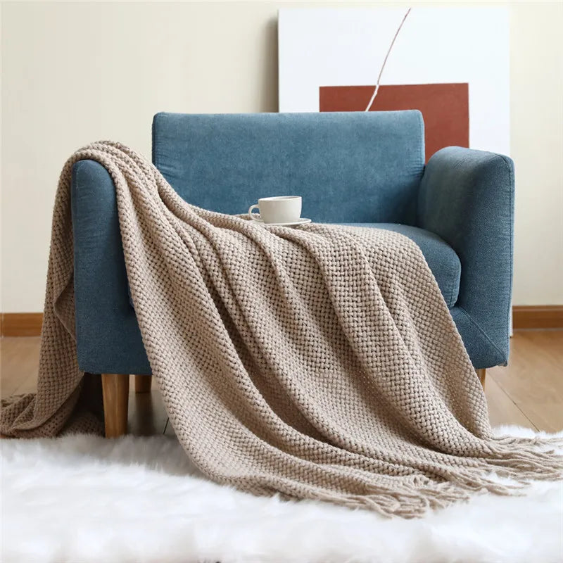 Decorbites™ Gemütliche Nordische Strick-Sofadecke mit Troddeln & Fleece-Wurfdecke