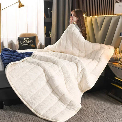 Decorbites™ Kuscheliges Flanell-Fleece-Lammwoll-Decke - 3 Lagen, warm & weich fürs Bett.