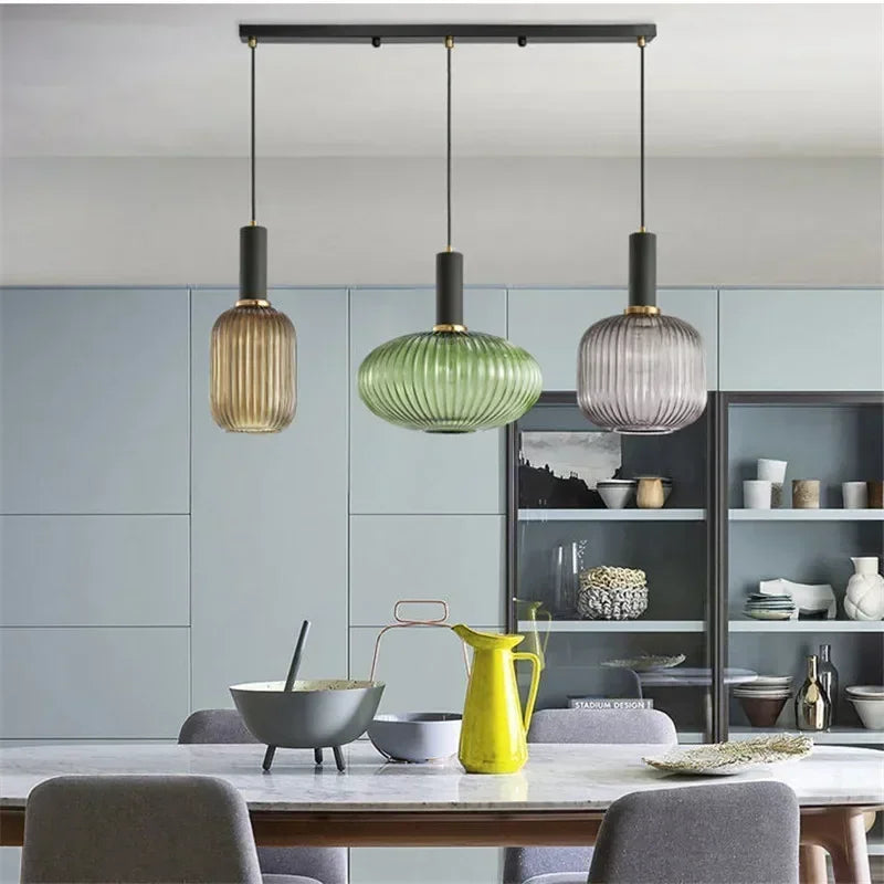 Decorbites™ Bunte Glasanhängerleuchten Wohnzimmer Nachttischlampe LED Hängelampe