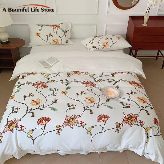 Decorbites™ Baumwoll-Bohemia-Blumen-Stickerei 4-teiliges Bettwäsche-Set Vintage-Duvet-Cover King Queen