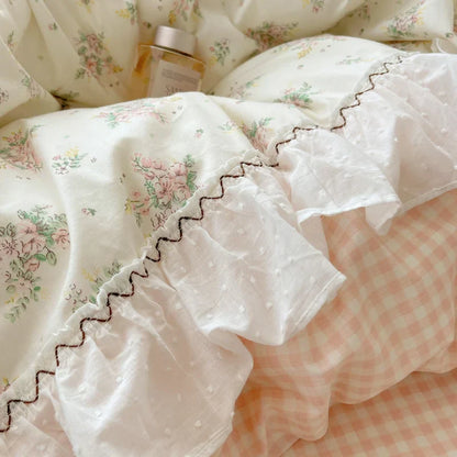 Decorbites™ Baumwoll-Bettwäsche-Set Kleine Blumenmuster Prinzessin - Queensize - Daunendeckelbezug Bettlaken Bettrock Kissenbezüge