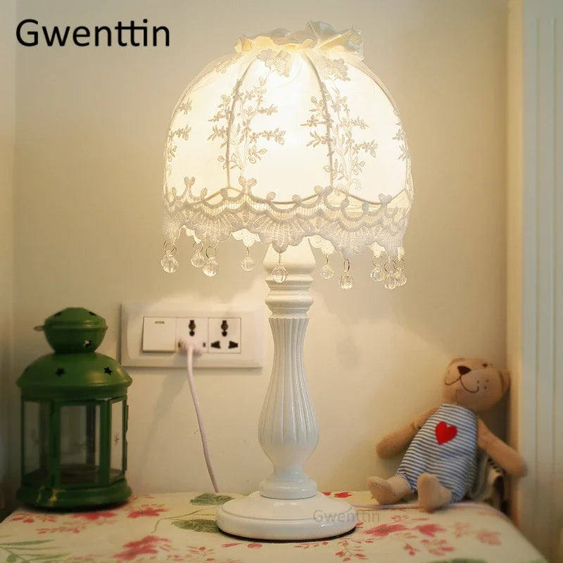 Decorbites™ Spitzenstoff-Tischleuchte LED-Schreibtischlampe für Heim-, Hochzeitsdekoration und Schlafzimmer