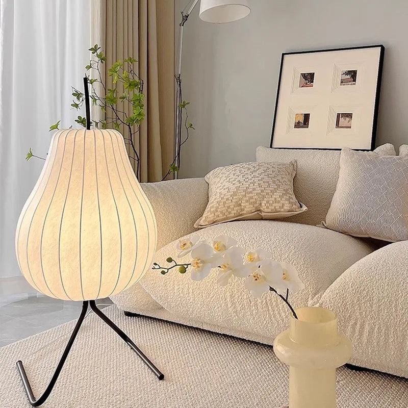 Decorbites™ Japanische Seidenstehlampe: Wabi Sabi LED-Stofflampe für Wohnzimmer & Schlafzimmer