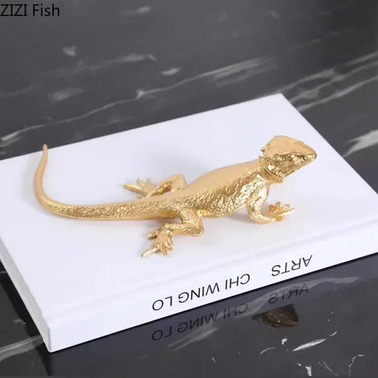 Decorbites™ Goldene Eidechse-Skulptur: Moderne Metall-Tischdekoration & Raumdekorationskunstwerk