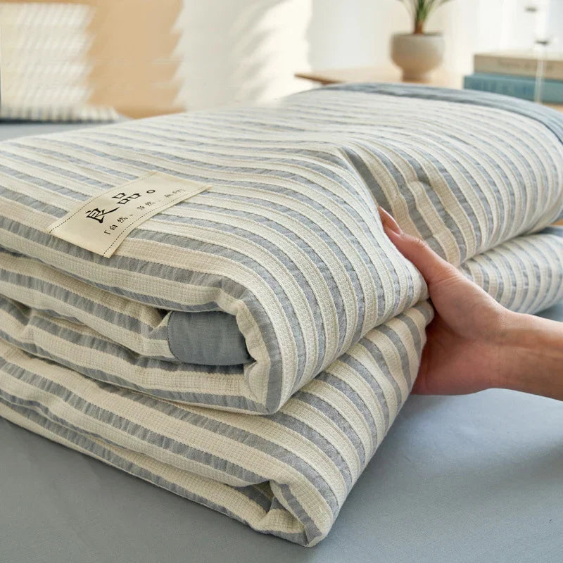 DecorBites™ Jacquard Summer Quilt with Soya Fibre Filling - Soft, High-end Cotton Comforter