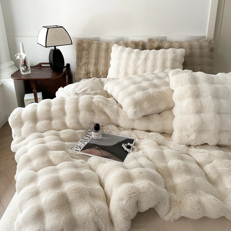 Decorbites™ Deluxe Kunstkaninchenfell-Bettwäsche-Set: Weiches Samt, Plüschige Wärme für den Winter