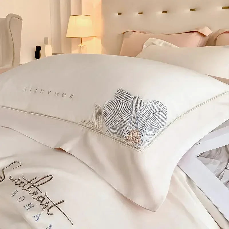 Decorbites™ Besticktes Baumwoll-Bettwäsche-Set: Luxuriöse Hepburn-Stil Bettbezug 220x240, hautfreundlich