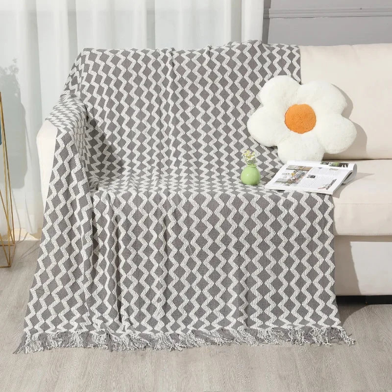 Decorbites™ Gestrickte Blanket mit Troddel-Saum: Gemütliche Wärme für Zuhause, Büro, Sofa und mehr