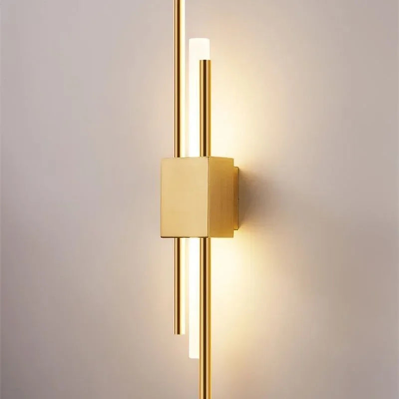 Decorbites™ Gold Rohr-Wandleuchte aus Eisen und Acryl Moderne Lampen für Schlafzimmer und Wohnzimmer