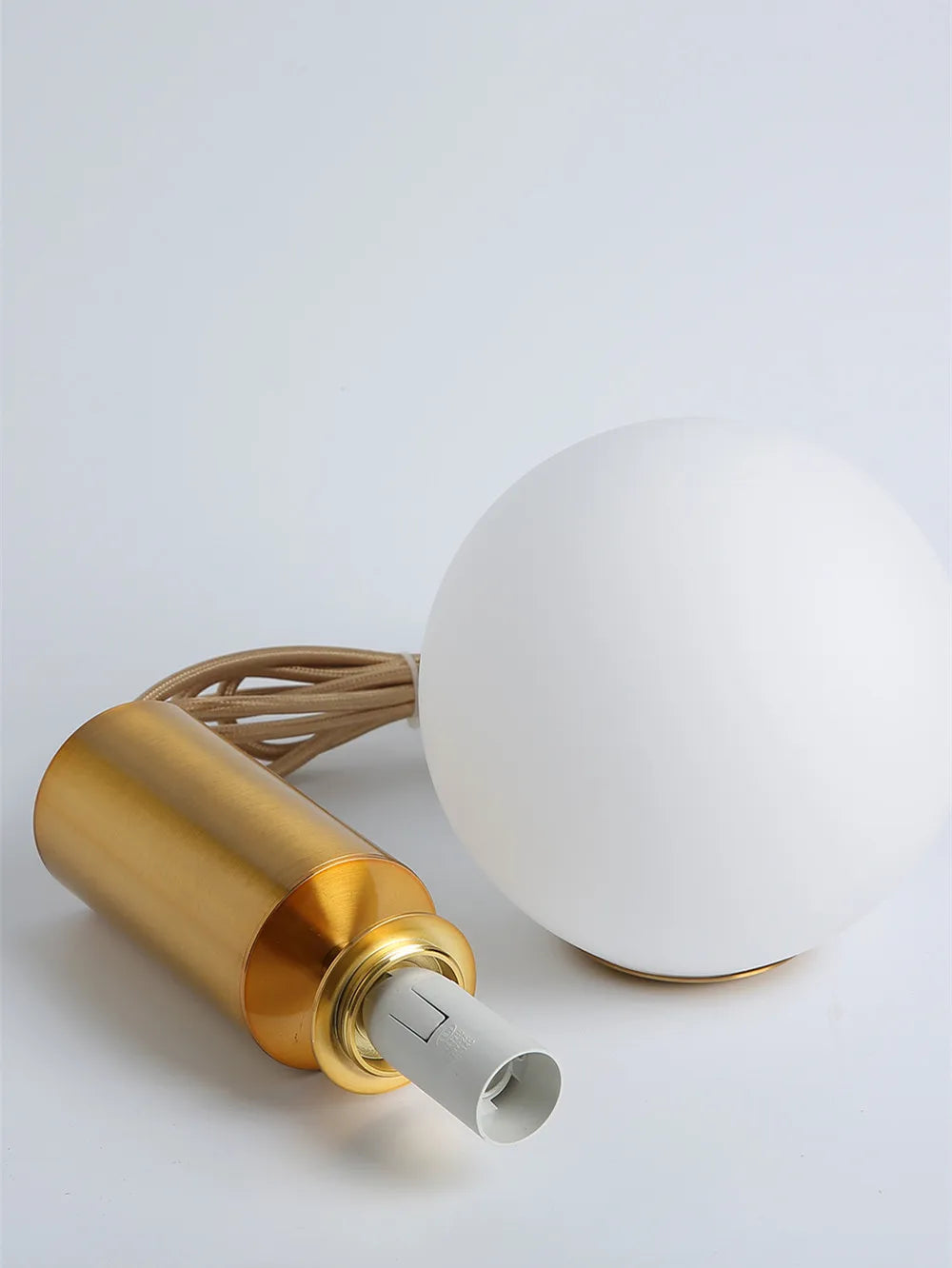Decorbites™ Gold Ball LED Deckenleuchter für luxuriöse Beleuchtung im Hausdekoration
