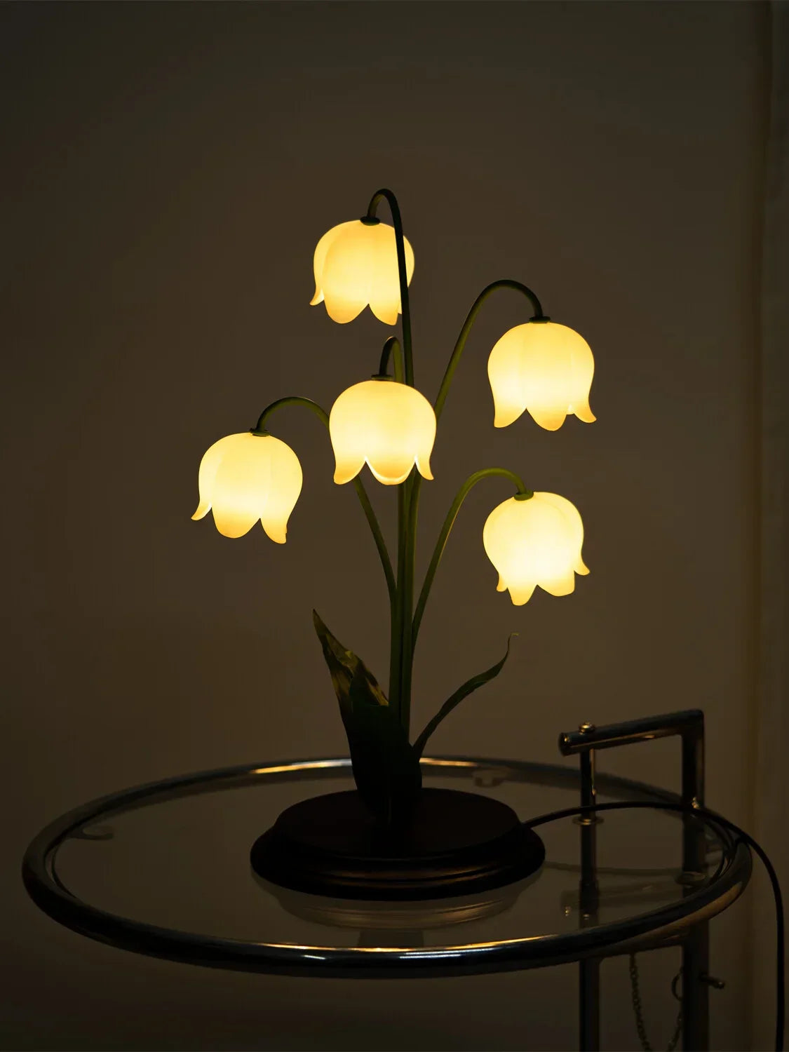 Decorbites™ LED-Blümentischleuchte – Dekorative Schreibtischlampe für Schlafzimmer, Wohnzimmer, Arbeitszimmer