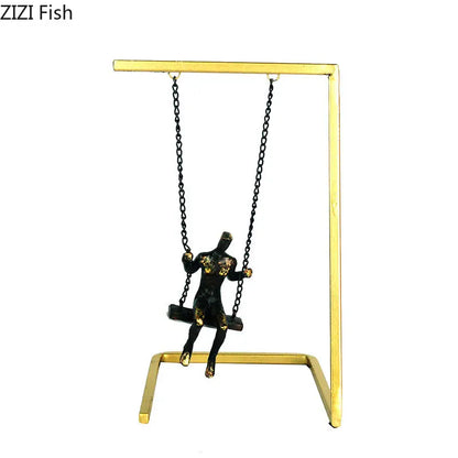 Decorbites™ Goldener Schaukel-Metallskulptur Schreibtisch-Dekoration - Moderne Heimdekoration