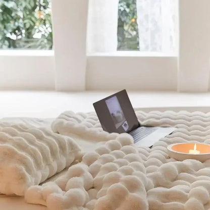 Decorbites™ Luxus Kunstpelz Winterdecke: Premium Wärme & Komfort für Bett oder Sofa
