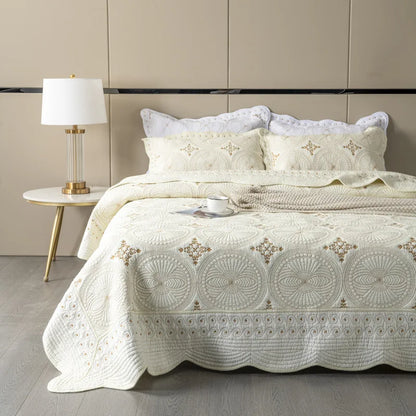 Decorbites™ Goldstickerei Baumwolle Boho-Steppdecke-Set - 3-teilig mit Überzug & Kissenbezug