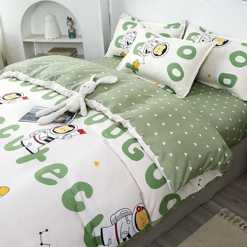 Cute green and white astronaut-themed bedding set with decorbites cartoon lattice floral playful heart patterns