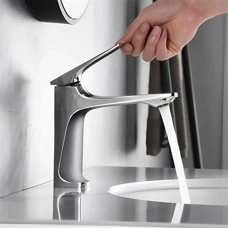 Modern chrome-finished bathroom faucet brass core single handle with sleek minimalist design for bathroom use