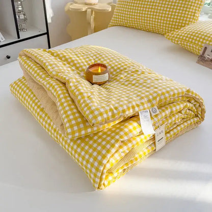 Yellow and white gingham cotton summer quilt with soybean fiber filling and soft plush texture for bedroom decorbites cotton summer