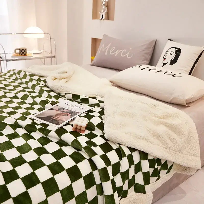 Green and white checkered fleece blanket with plush soft texture for double layer lamb wool checkered bedroom throw use