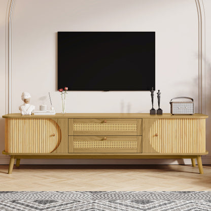 Rattan-Fernsehtisch für Fernseher bis 75 Zoll, modernes Bauernhaus-Medienbüfett, Unterhaltungszentrum mit massiven Holzbeinen, TV-Schrank für das Wohnzimmer, Heimkino