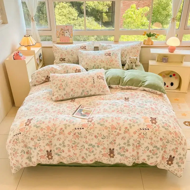 Floral-patterned cartoon print pink and green cotton bedding set with teddy bear motifs by decorbites cartoon print