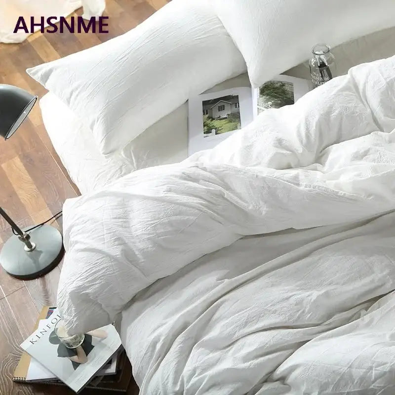 Decorbites 100% cotton white duvet cover set with textured fabric and matching pillows for 50x75cm and 50x70cm beds