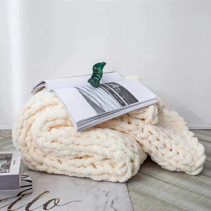 Cream cozy chenille chunky knit blanket in cream color with ultra-soft plush texture for bedroom throw decorbites cozy chenille