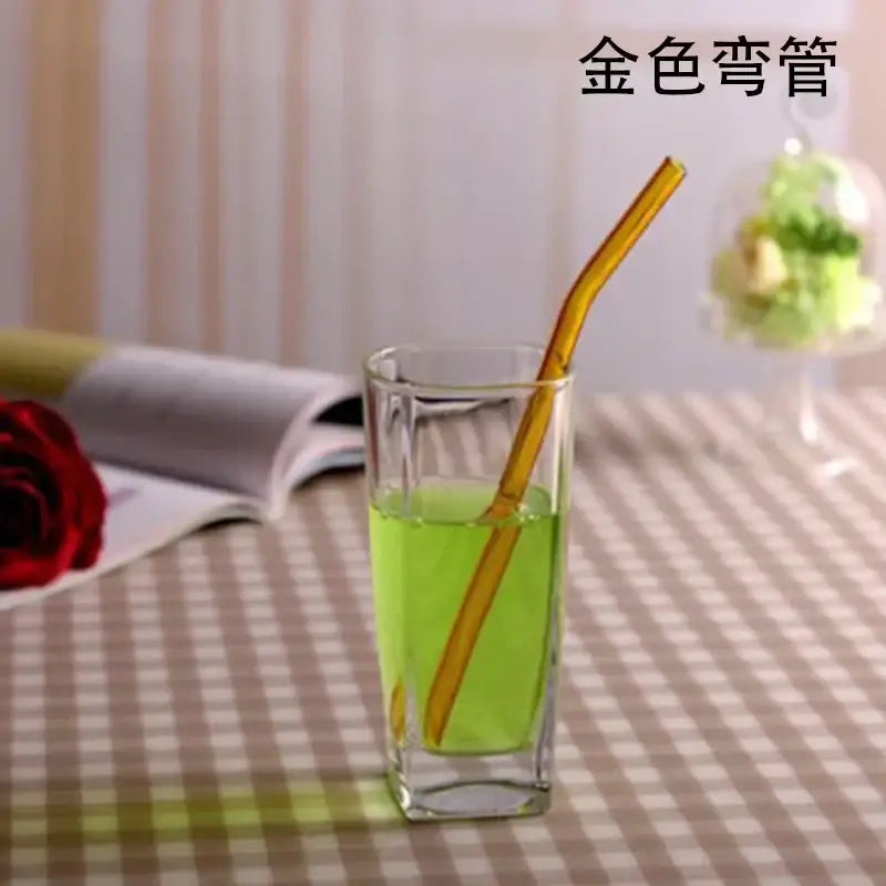 Golden curved glass drinking straw made of amber glass for kitchen use and eco friendly drinking straw accessory