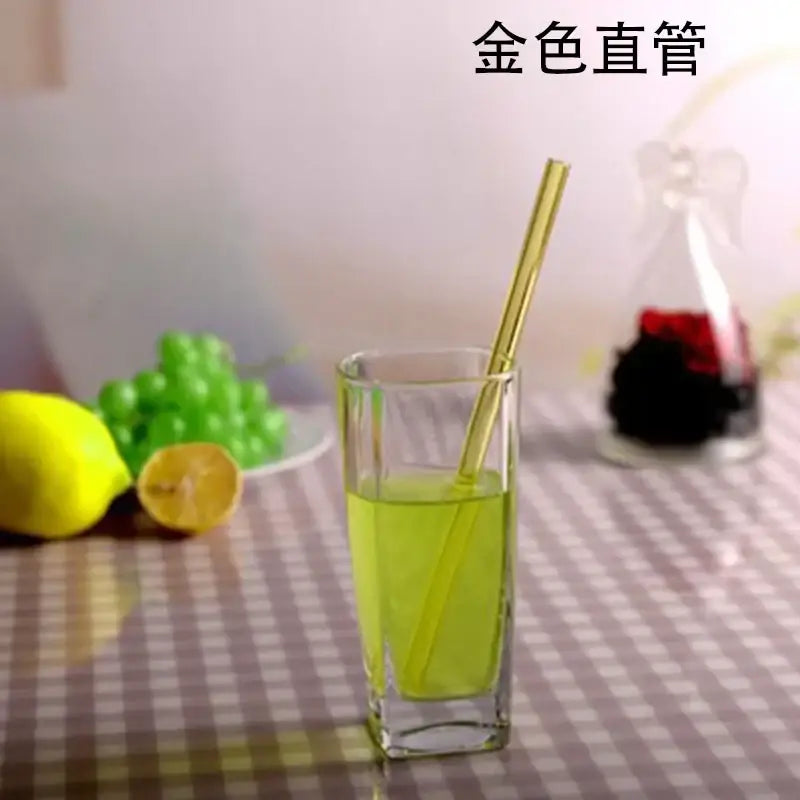 Golden straight straw made of glass for drinking use paired with curved amber glass drinking straw kitchen accessory