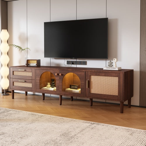 Rattan-Fernsehtisch mit 3 Schränken und 2 Schubladen, Rattan-inspirierter Medientisch für Fernseher bis zu 80 Zoll, LED-Beleuchtetes Unterhaltungszentrum, TV-Schrank für Wohnzimmer, Schlafzimmer, Heimkino
