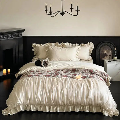 Cream-colored satin decorbites chic flowers jacquard cotton bedding set with floral bed runner and ruffled edges